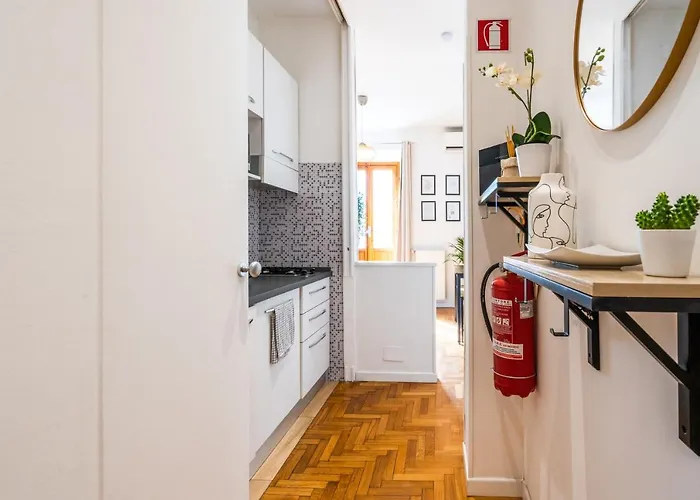 Apartamento Colosseum House - Private Rooftop, Jacuzzi Hot Tub & View Roma