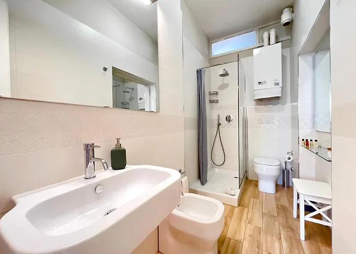 Colosseum House - Private Rooftop, Jacuzzi Hot Tub & View Apartamento *